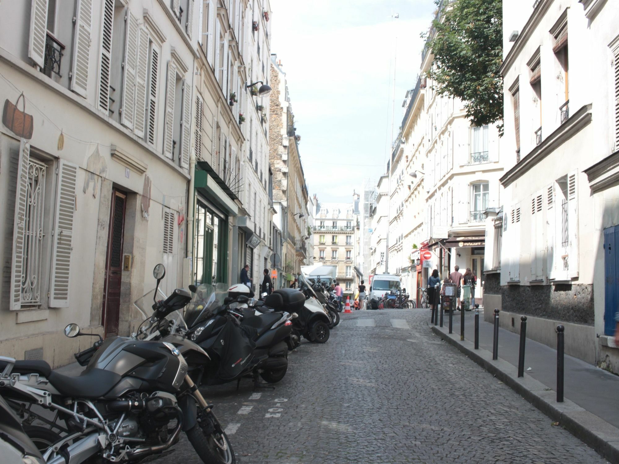 Montmartre Apartments Matisse パリ エクステリア 写真